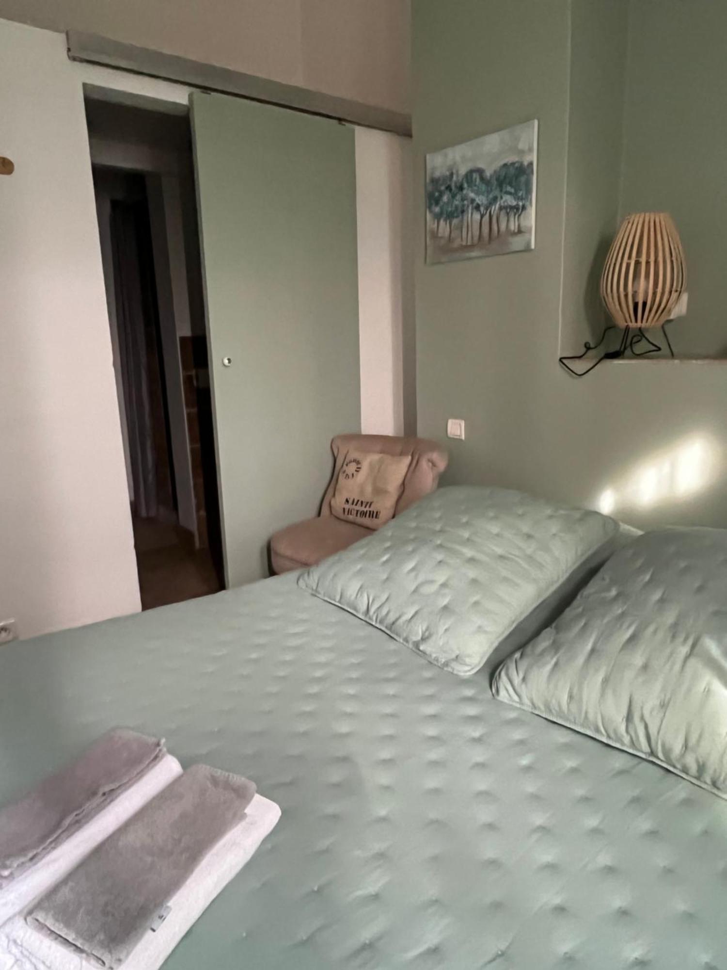 Maison D'Hotes Bastide St Victor A 2,5 Kilometres De Lourmarin Puyvert Bagian luar foto