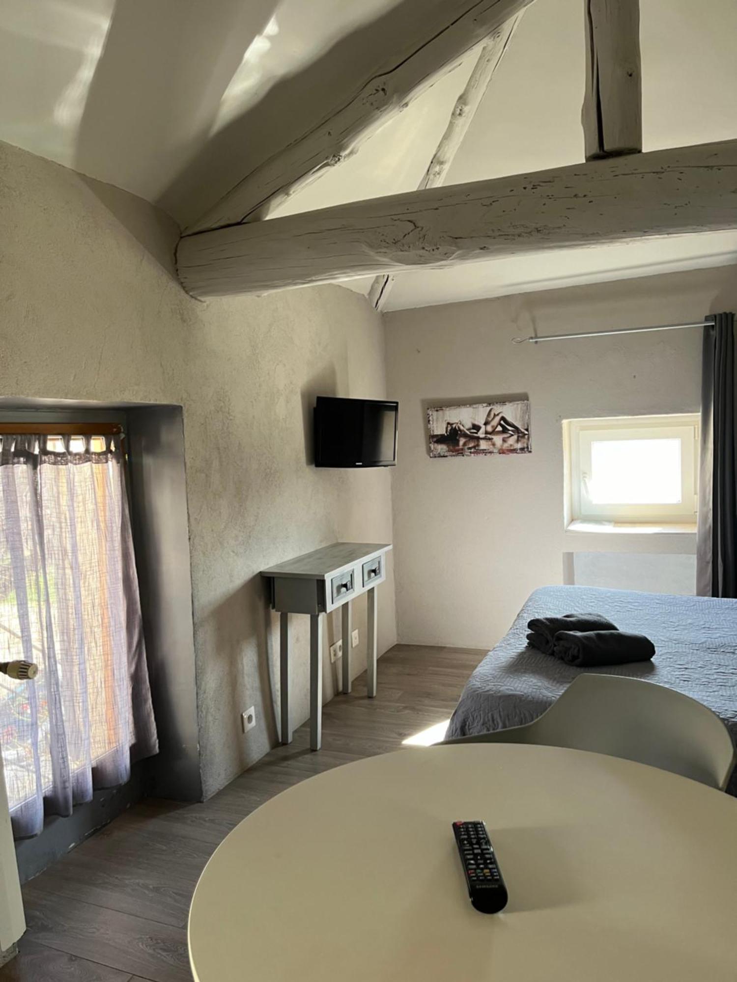 Maison D'Hotes Bastide St Victor A 2,5 Kilometres De Lourmarin Puyvert Bagian luar foto