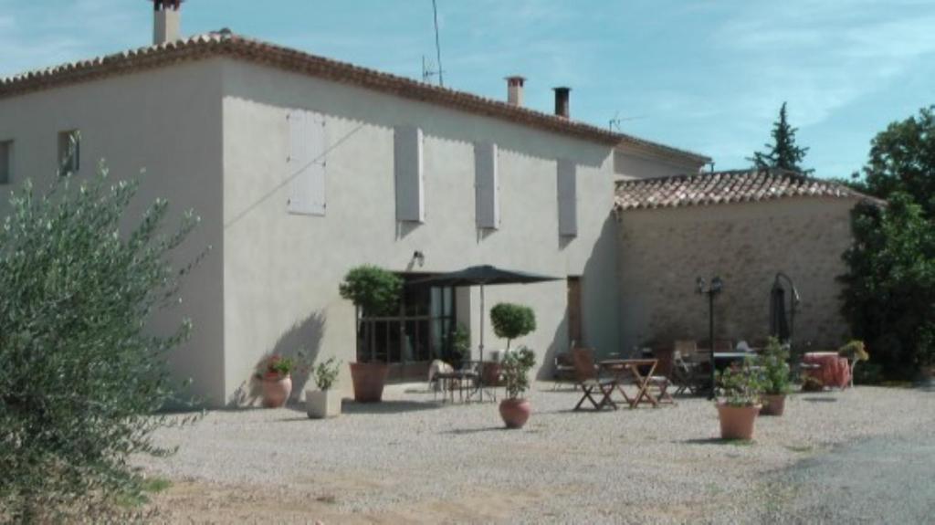 Maison D'Hotes Bastide St Victor A 2,5 Kilometres De Lourmarin Puyvert Bagian luar foto